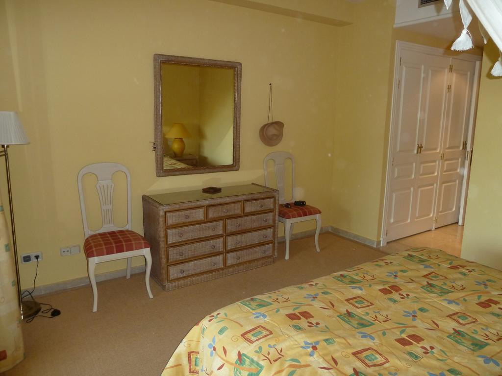 Greenlife Village Apartment Marbella Bilik gambar