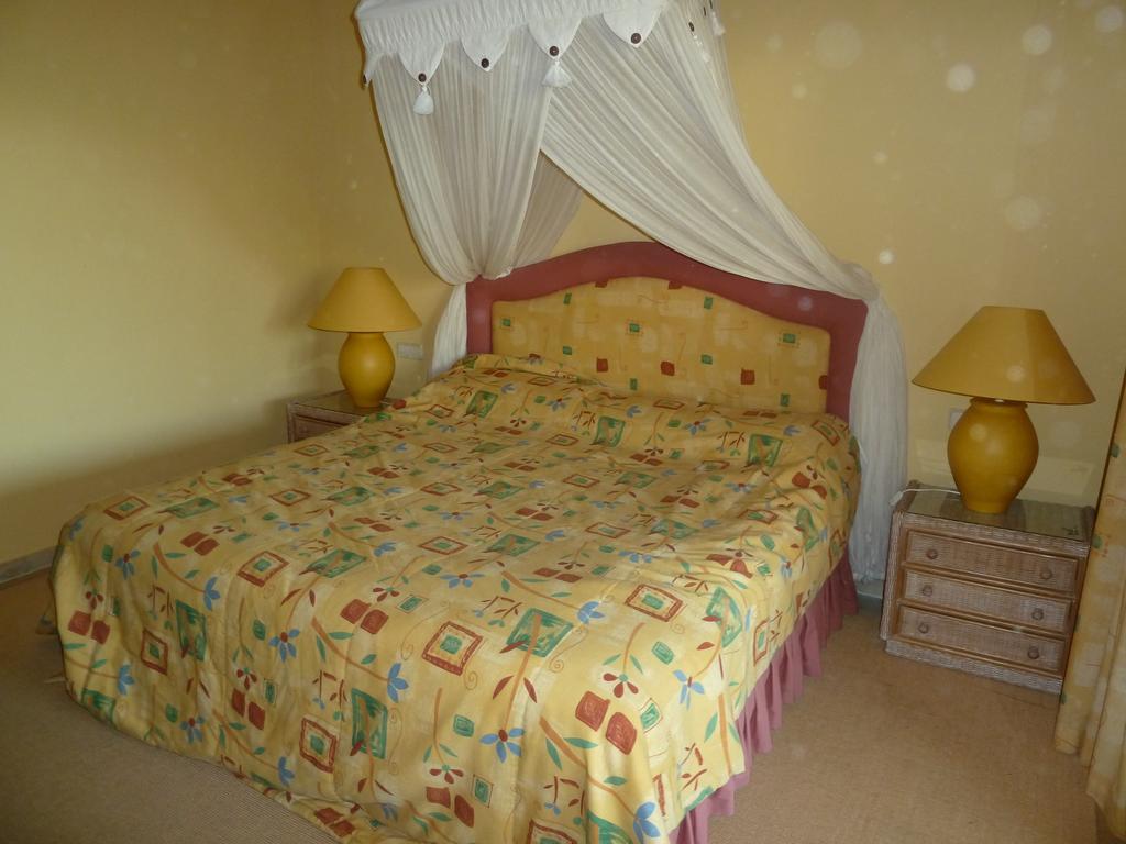 Greenlife Village Apartment Marbella Bilik gambar